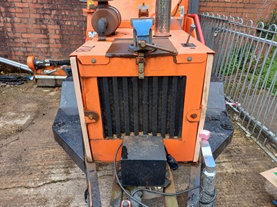 Lot 11 - 2014 Timberwolf  Wood Chipper TW190TDHB