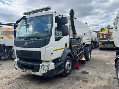 Lot 94 - 2019 Volvo FL Johnston VT651 Sweeper/Gulley Sweeper Euro 6