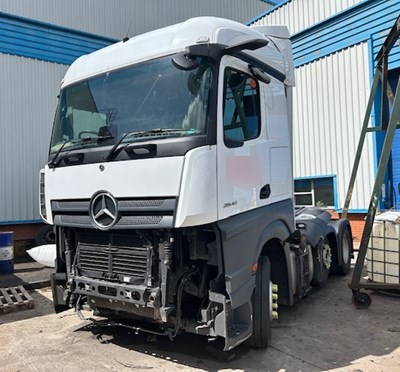 Lot 4 - 2021 Mercedes Actros 2545 6x2 Tractor Unit Euro 6 NON RUNNER