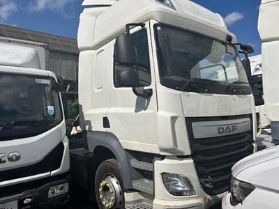 Lot 30 - 2015 DAF CF 460 Space Cab Euro 6 NON RUNNER