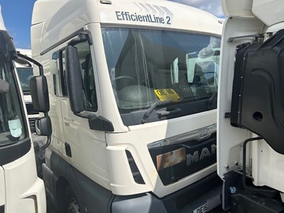 Lot 25 - 2016 MAN TGX 26.440 6x2 Tractor Unit Euro 6 NON RUNNER