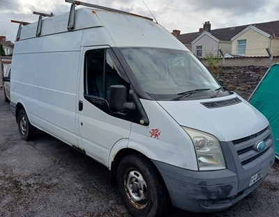 Lot 53 - 2010 Ford Transit 100 T350L RWD Panel Van Euro 4 NON RUNNER