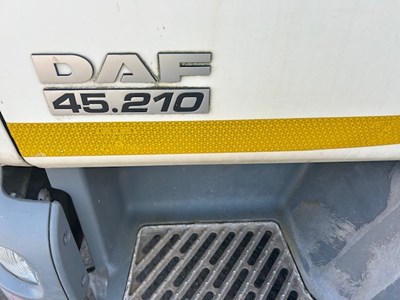 Lot 32 - 2013 (63 Plate) DAF LF 45.210 Recycling Vehicle Euro 5