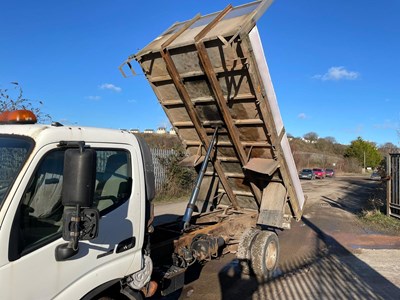 Lot 34 - 2008 Hino 300 Series Tipper Euro 4