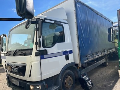 Lot 55 - 2015 (65 Plate) MAN TGL 7.150 4X2 BB Rigid Curtainside Euro 5