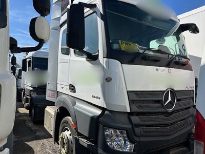 Lot 55 - 2017 (67 Plate) Mercedes Actros 1846 4x2 Tractor Unit NON RUNNER