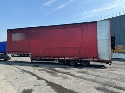 Lot 28 - 2014 Cartwright Double Deck Step Frame Curtainside Trailer