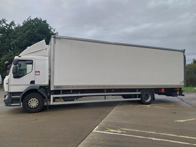 Lot 2 - 2019 (68 Plate) Renault D Rigid Box Euro 6