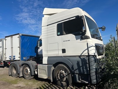 Lot 48 - 2017 (67 Plate) MAN TGX 26.460 6x2 Tractor Unit Euro 6 NON RUNNER