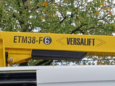 Lot 13 - 2017 Mercedes Sprinter 513 CDI 4x2 panel van with cherry picker Versalift boom Euro 6
