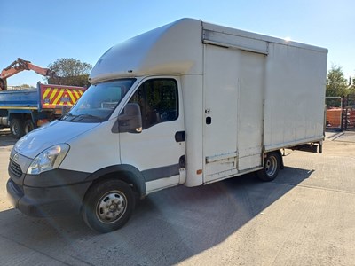 Lot 36 - 2014 Iveco Daily 50C15 Luton Van Euro 5