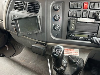 Lot 2 - 2016 DAF LF 220 4x2 Tractor Unit Euro 6