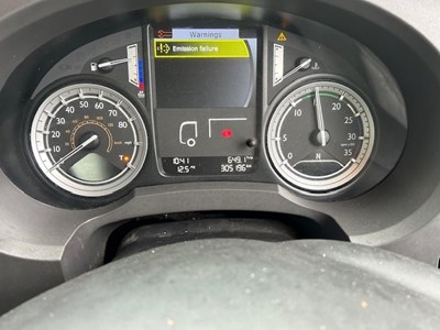 Lot 15 - 2016 DAF LF 220 FT 4X2 Tractor Unit Euro 6
