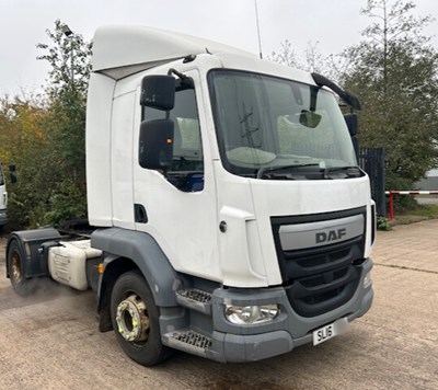 Lot 15 - 2016 DAF LF 220 FT 4X2 Tractor Unit Euro 6