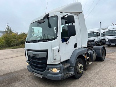 Lot 12 - 2016 DAF LF 220 4x2 Tractor Unit Euro 6