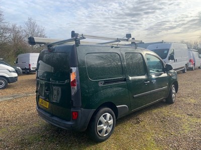 Lot 32 - 2015 (64 Plate) Renault Kangoo Maxi Electric Vehicle