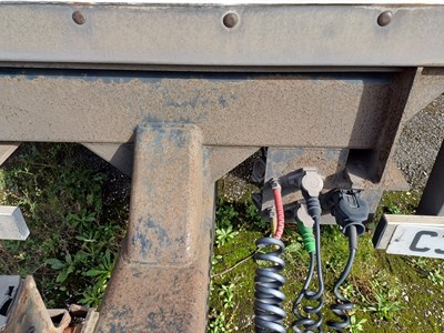 Lot 37 - Truck & Trailer 182ATTC 16000 Kg Tandem Axle Curtainside