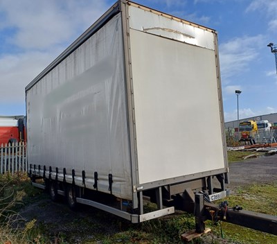 Lot 37 - Truck & Trailer 182ATTC 16000 Kg Tandem Axle Curtainside