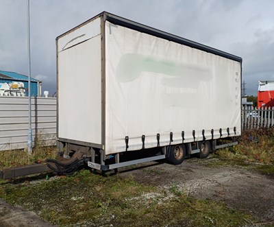 Lot 37 - Truck & Trailer 182ATTC 16000 Kg Tandem Axle Curtainside