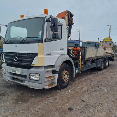 Lot 14 - 2005 Mercedes Axor 1823L 6x4 Cheesewedge Beavertail Plant Transporter Euro 4