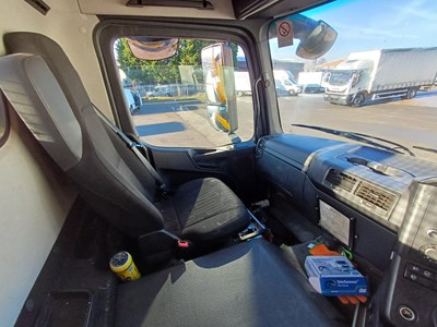 Lot 11 - 2015 Mercedes Arocs 6x2 Brick Grab Lorry Euro 6