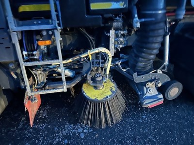 Lot 50 - 2019 (69 Plate) Volvo FL Johnston Sweeper Euro 6