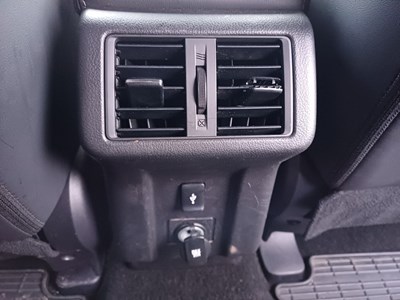 Lot 2 - 2019 Mitsubishi Outlander 4H PHEV CVT Euro 6