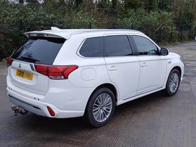 Lot 2 - 2019 Mitsubishi Outlander 4H PHEV CVT Euro 6