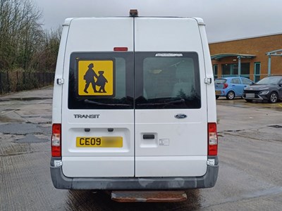 Lot 8 - 2009 Ford Transit 115 T430 17S RWD Minibus Euro 4