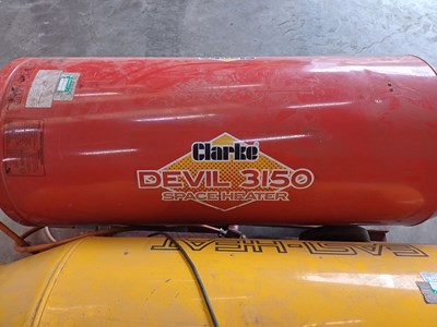 Lot 77 - Clarke Devil 3150 Propane Space Heater