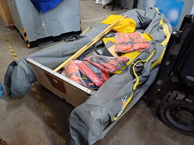 Lot 75 - Avon Inflatable Dinghy Boat