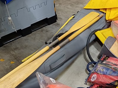 Lot 75 - Avon Inflatable Dinghy Boat