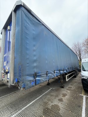 Lot 31 - 2010 SDC Curtainside Trailer