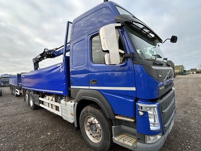 Lot 12 - 2017 (67 Plate) Volvo FM450 6x2 Globetrotter Cab Rigid Brick Grab with Drag Trailer Euro 6