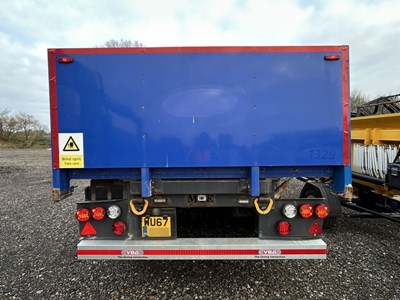 Lot 12 - 2017 (67 Plate) Volvo FM450 6x2 Globetrotter Cab Rigid Brick Grab with Drag Trailer Euro 6