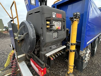 Lot 12 - 2017 (67 Plate) Volvo FM450 6x2 Globetrotter Cab Rigid Brick Grab with Drag Trailer Euro 6