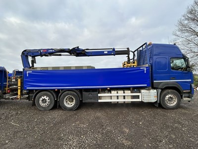 Lot 12 - 2017 (67 Plate) Volvo FM450 6x2 Globetrotter Cab Rigid Brick Grab with Drag Trailer Euro 6