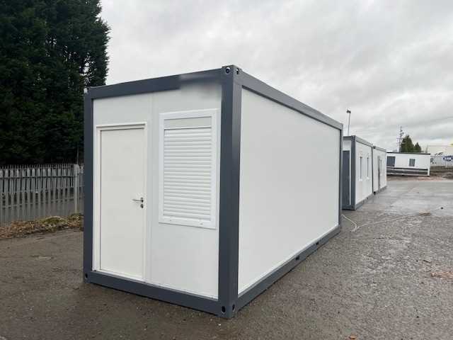 Lot 93 - Standard Modular Portable Office