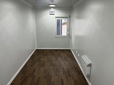 Lot 93 - Standard Modular Portable Office