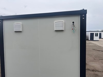 Lot 89 - Modular Portable Toilet & Shower Unit