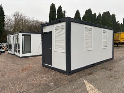 Lot 95 - Standard Modular Portable Office