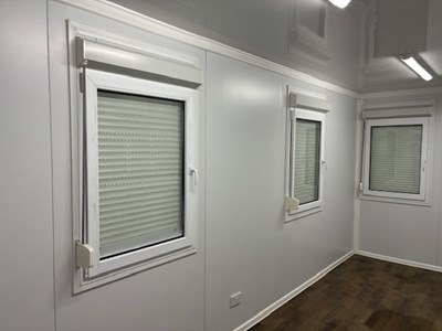 Lot 95 - Standard Modular Portable Office