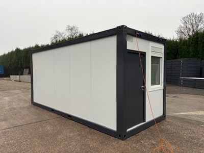 Lot 95 - Standard Modular Portable Office