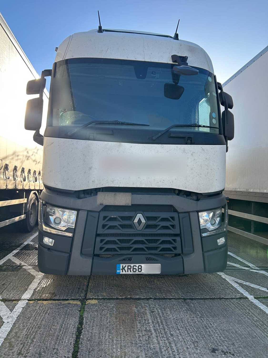 Lot 3 - 2019 (68 Plate) Renault T Comfort Series Tractor Unit Euro 6