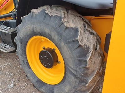 Lot 28 - 2017 (67 Plate) JCB 3CX 14MFWA Backhoe Loader