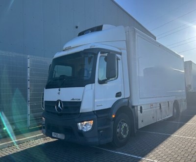 Lot 11 - 2015 (65 Plate) Mercedes Antos 1824 Fridge Unit Euro 6