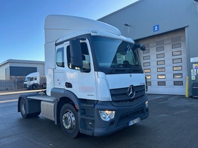 Lot 10 - 2017 (67 Plate) Mercedes Actros 1840 4x2 Tractor Unit Euro 6