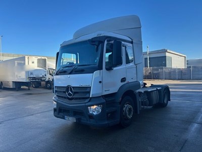 Lot 10 - 2017 (67 Plate) Mercedes Actros 1840 4x2 Tractor Unit Euro 6