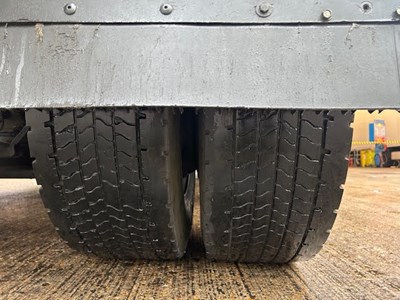 Lot 9 - 2017 (67 Plate) Mercedes Actros 2545 6x2 Tractor Unit Euro 6