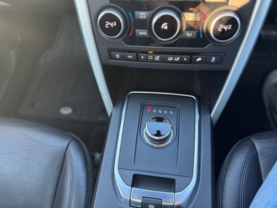 Lot 39 - 2018 Land Rover Discovery Sport TD4 HSE 2.0 Auto Euro 6